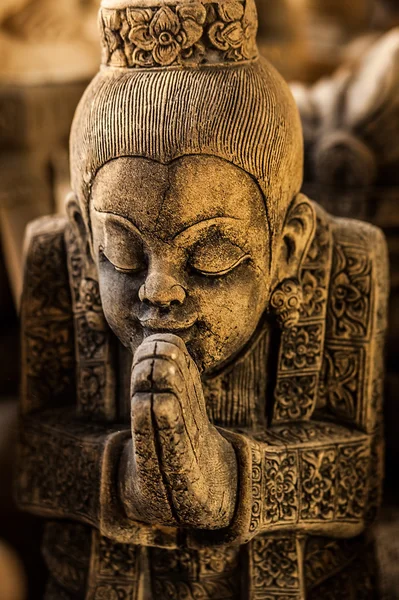 Traditional stone asian statue. — Stock Photo, Image