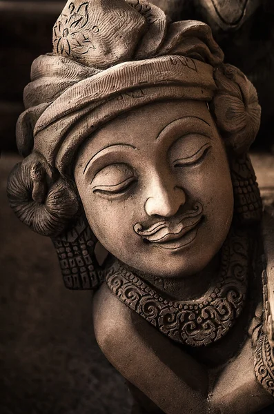 Традиційна кам'яна азіатська статуя . — стокове фото