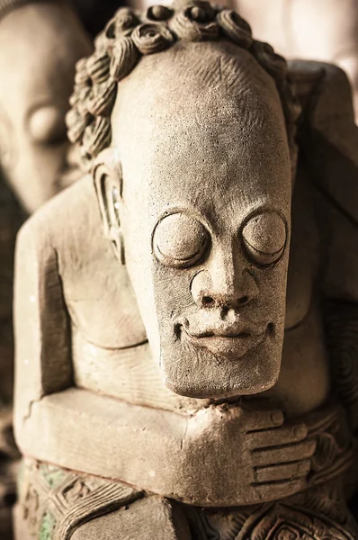 geleneksel taş Asya heykel.