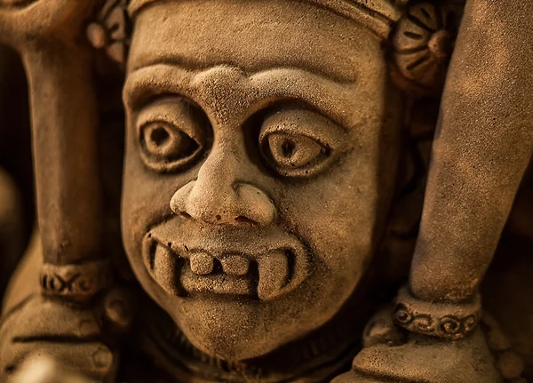 geleneksel taş Asya heykel.