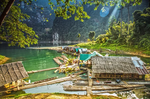 Vila nas Ilhas. Sudeste Asiático — Fotografia de Stock