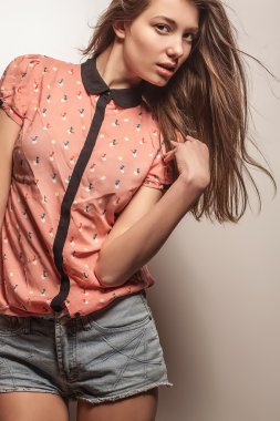 genç seksi model kız poz Studio.