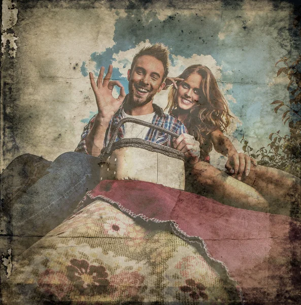 Retro styled grunge portrait of young positive couple. — Stock Photo, Image