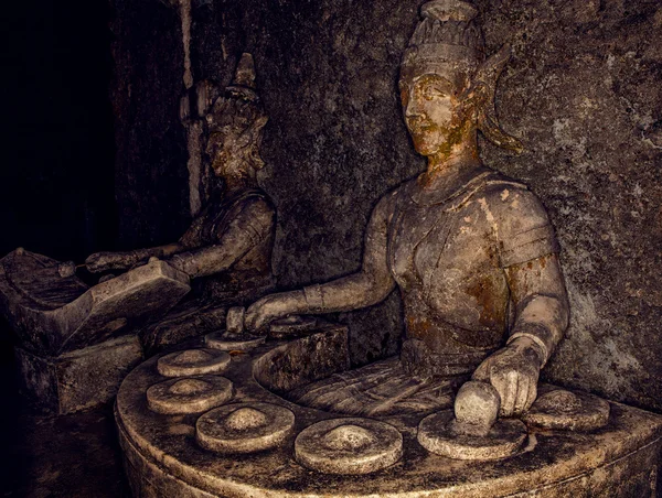 Alte Steinskulptur in Thailand — Stockfoto