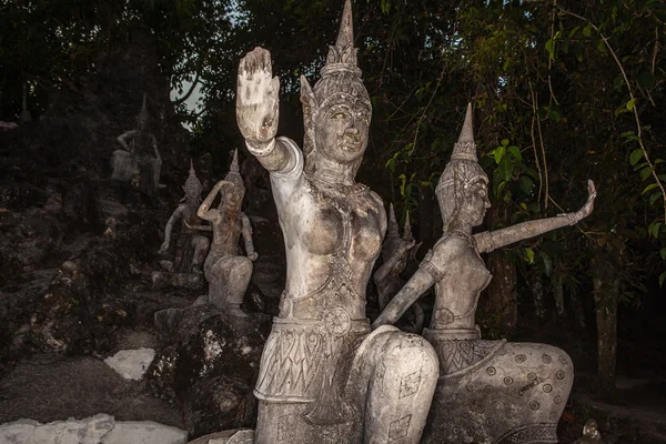 Escultura de piedra antigua en Tailandia — Foto de Stock