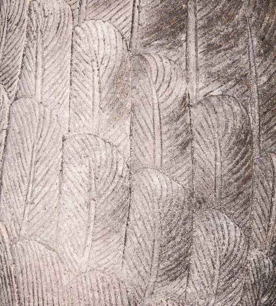 Ahşap oyma süsleme