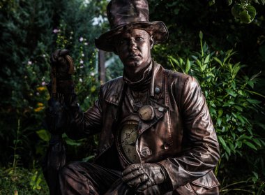 saatçi, parlak fantastik filmde görüntü. Açık masal sanat fotoğraf.