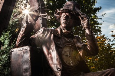 saatçi, parlak fantastik filmde görüntü. Açık masal sanat fotoğraf.