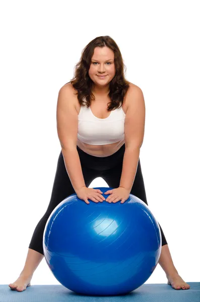 Donna grassa con una palla — Foto Stock