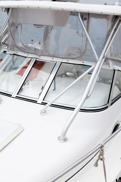 Fehér jacht — Stock Fotó