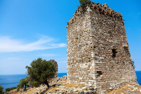 Byzantine era tower at Palaiopolis area in Samothraki island of — Stock Photo, Image