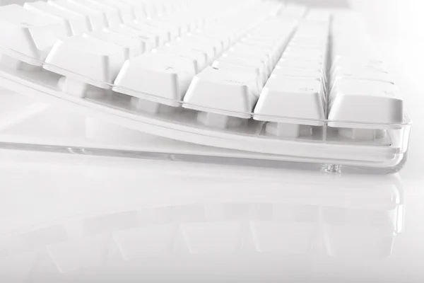 白いコンピューターのキーボード — ストック写真