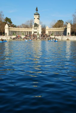 Retiro Parkı