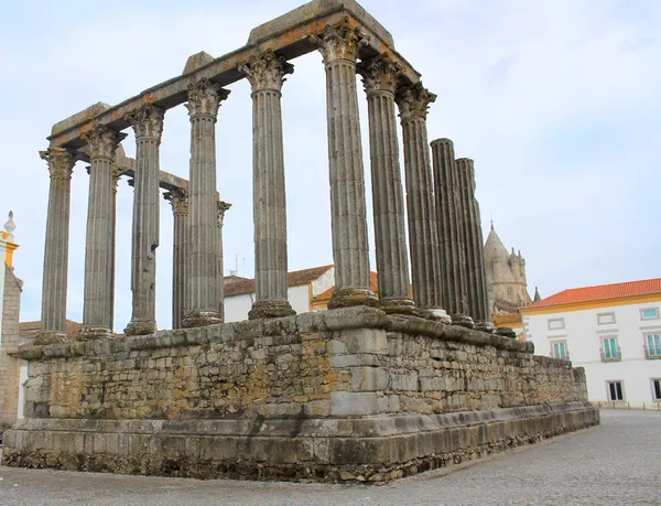 Römischer tempel in evora, portugal — Stockfoto
