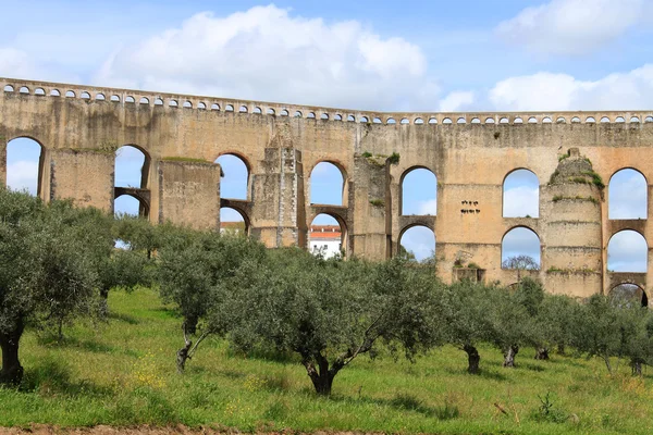 Aqueduto da Amoreira, Elvas, Portugal — Fotografia de Stock