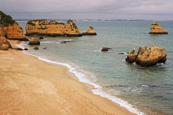 Playa Doña Ana, Lagos, Portugal — Foto de Stock
