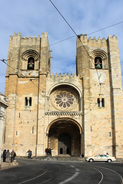 Katedra w alfama, Lizbona, Portugalia — Zdjęcie stockowe