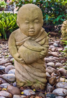 Komik geleneksel Tayland bahçe heykeli