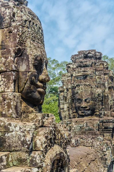 Bayon tample ansikten. ankor wat. Kambodja. — Stockfoto