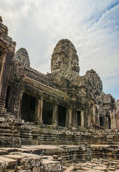 Gesichter der Bajonettprobe. ankor wat. Kambodscha. — Stockfoto