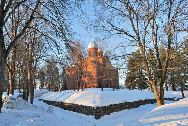 Финляндия. Лютеранский собор Лаппеэнранты на закате — стоковое фото