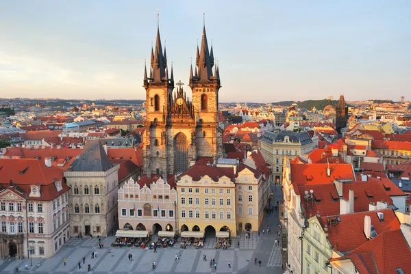 Praga. Plaza del casco antiguo — Foto de Stock