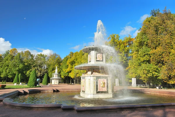 St. Petersburg, Peterhof. Roman fountains — Stock Photo, Image
