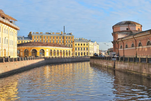 San Petersburgo. Terraplén del río Moika — Foto de Stock