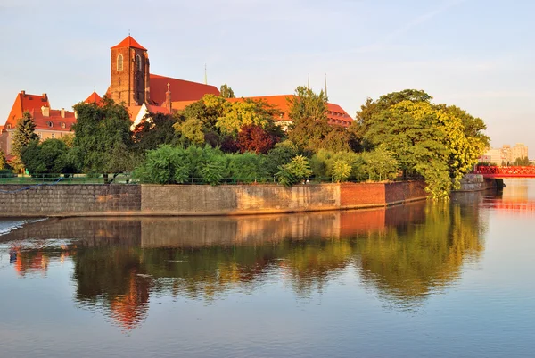 Wroclaw. Odera-folyó gyönyörű szigetek — Stock Fotó