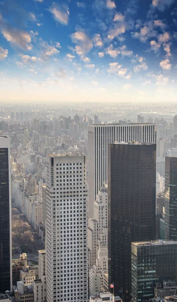 Dramatic sky over New York City - Aerial view — Stock Photo, Image