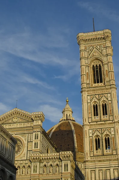 Colores de Piazza Duomo en Florencia — Foto de Stock