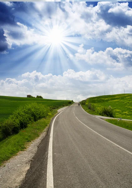 Countryside Road in Tuscany with Cloudy and Colorful Sky — Stock Photo, Image