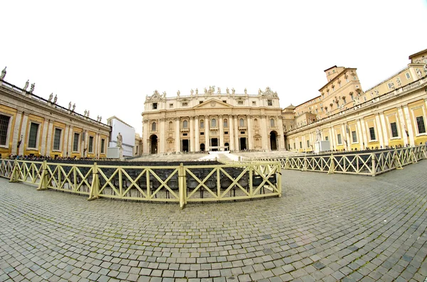 Architectonische details van Heilige peter plein in rome — Stockfoto