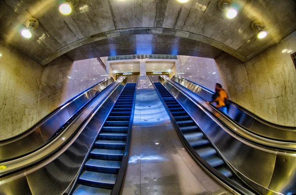 Roltrappen in grote centraal - new york — Stockfoto