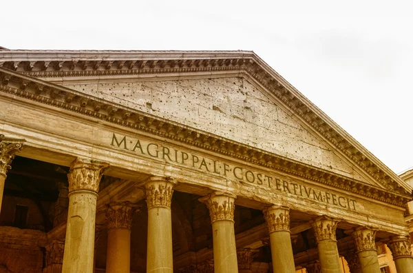 Roma'da Pantheon antik cephe
