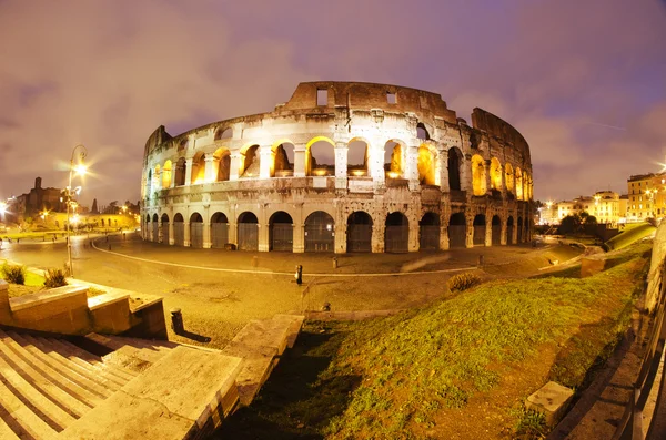 Lys af Colosseum om natten - Stock-foto