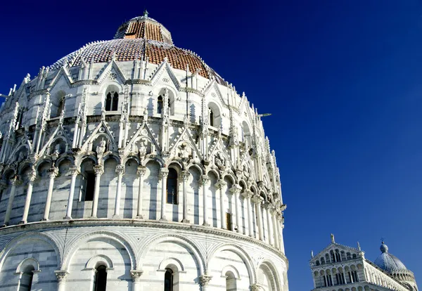 Bir kar fırtınası sonra Piazza dei miracoli Pisa — Stok fotoğraf