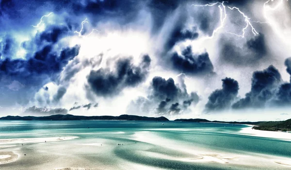 Maravillosos colores de las islas Whitsunday en temporada de invierno — Foto de Stock