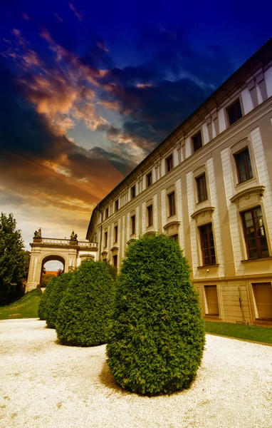 Detalle del Castillo de Praga y jardines — Foto de Stock