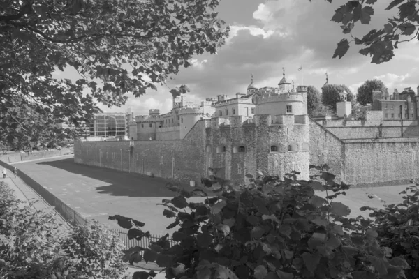 Her Majesty's Royal Palace and Fortress, more commonly known as — Stock Photo, Image