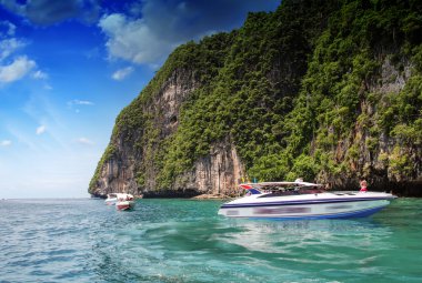 Phi phi Island, Tayland - 5 Ağustos: turist tadını harika b
