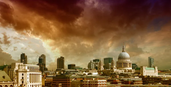 ロンドン市は世界的な金融の中心地の一つ — ストック写真