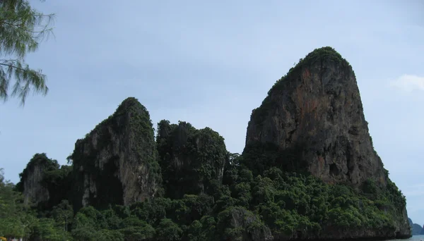 Schöne Aussicht auf die thailändische Insel und ihre Farben in der Sommersaison — Stockfoto