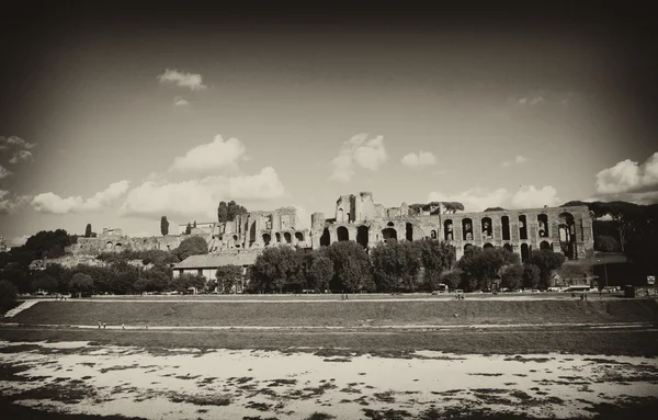 Circus Maximus: ancient Roman stadium, the Palatine hill - Circo — Stock Photo, Image