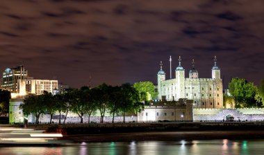 Tower of London and Thames river at Night - London clipart