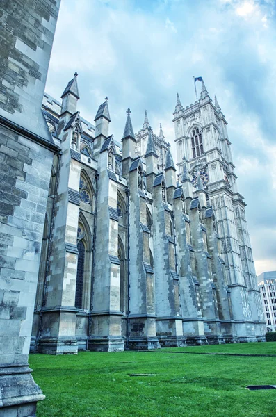 L'église de l'abbaye de Westminster à Londres, Royaume-Uni - Vue latérale — Photo