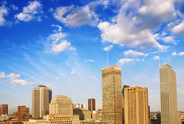 Montreal panoramę w piękne niebo kolory - Kanada — Zdjęcie stockowe