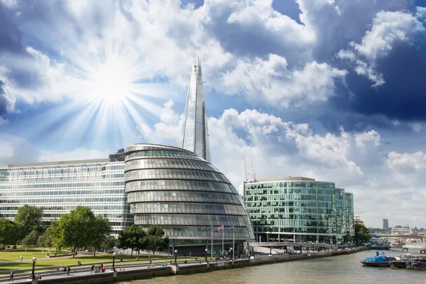 New London city hall with Thames river, panoramic view from Towe — Stock Photo, Image