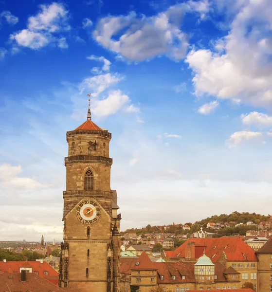 Wspaniałe kolory niebo nad stuttgart panoramę, Niemcy — Zdjęcie stockowe