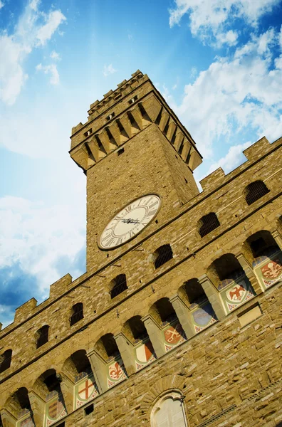 Κάτω προς τα πάνω άποψη της piazza della signoria της Φλωρεντίας — Φωτογραφία Αρχείου